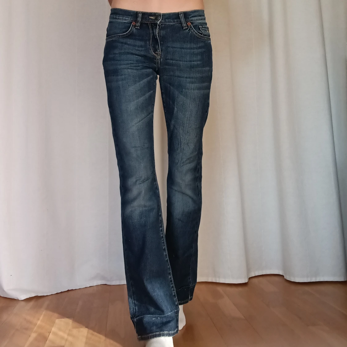 Lågmidjade bootcut jeans