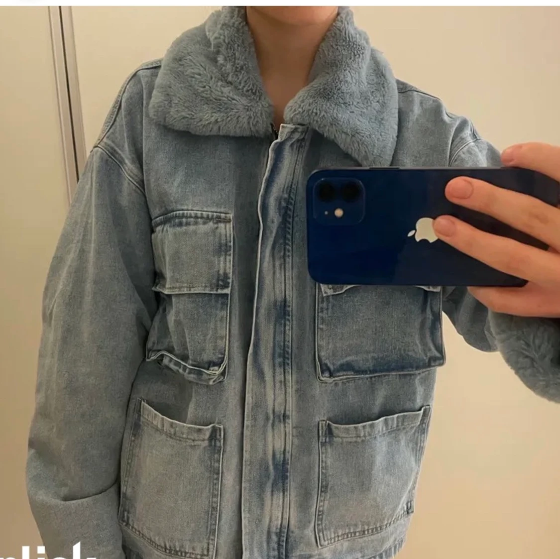 Jeansjacka med fuskpäls