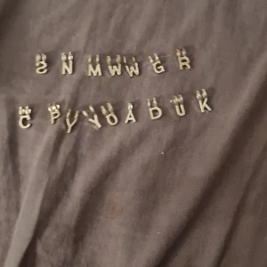 Halsband  - Halsband  15 kr st, eller 150 för alla