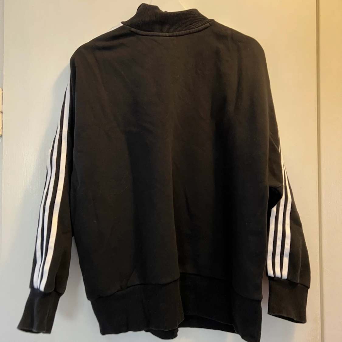 Tjocktröja från Adidas - 90