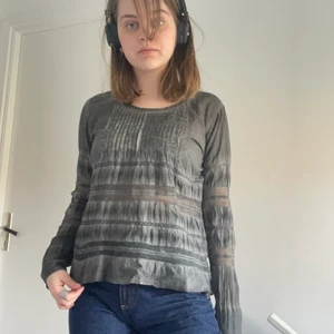 Tie-dye blus🖤🤍 - Supersnygg och passar till typ allt! Kontakta mig för fler bilder eller för mer information <3