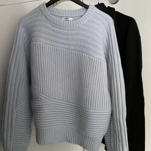 eytys knit - Jätte fin eytys stickad tröja i storlek L, sitter oversize och boxy. Aldrig använd och köparen står för frakt 💚