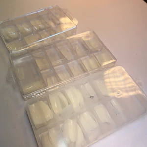 Tippar - Tippar i olika storlekar Och former köp direkt för 50kr ink frakt