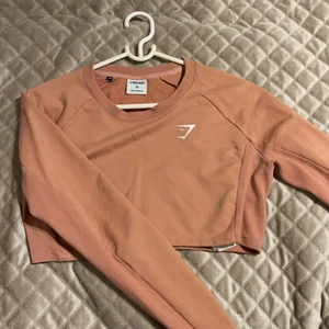 Magtröja från gymshark - En magtröja från gymshark som ej är använd, storlek XS