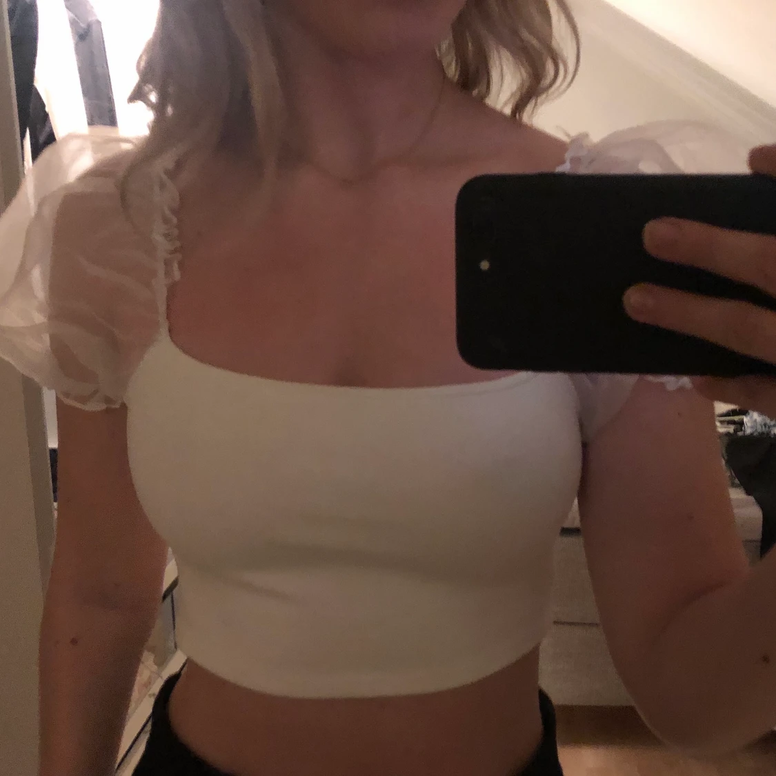 Super gullig topp med puffarmar 