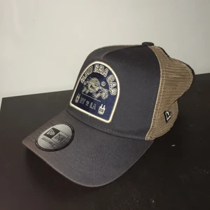 New Era keps - Säljer min new era keps. Bara använd några gånger, bra skick.