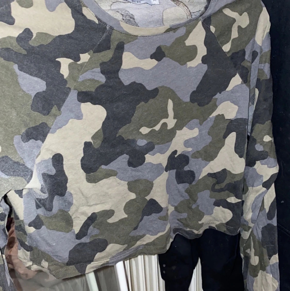 Militärfärgad topp från nakd 