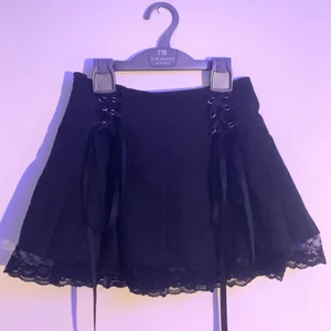 ♡ black pleated lace skirt ♡ - amazing skirt in good condition, worn only one time! :)