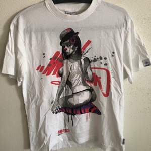 Addict Streetwear Clothing Classic Girl Clown T-Shirt  Size small, men’s small / extra small fit.  Excellent condition, no flaws or damage.  DM if you need exact size measurements.   Buyer pays for all shipping costs. All items sent with tracking number.   No swaps, no trades, no offers. 