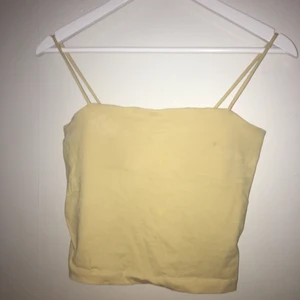 Linne 💕 - Gult linne, str M, 29kr+frakt, tvättas innan köp, frakt kan ändras 💖