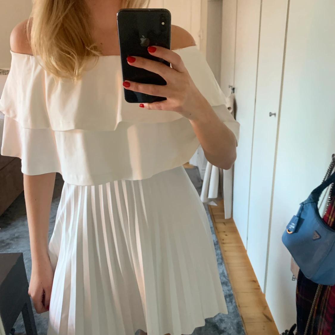 Vit klänning!