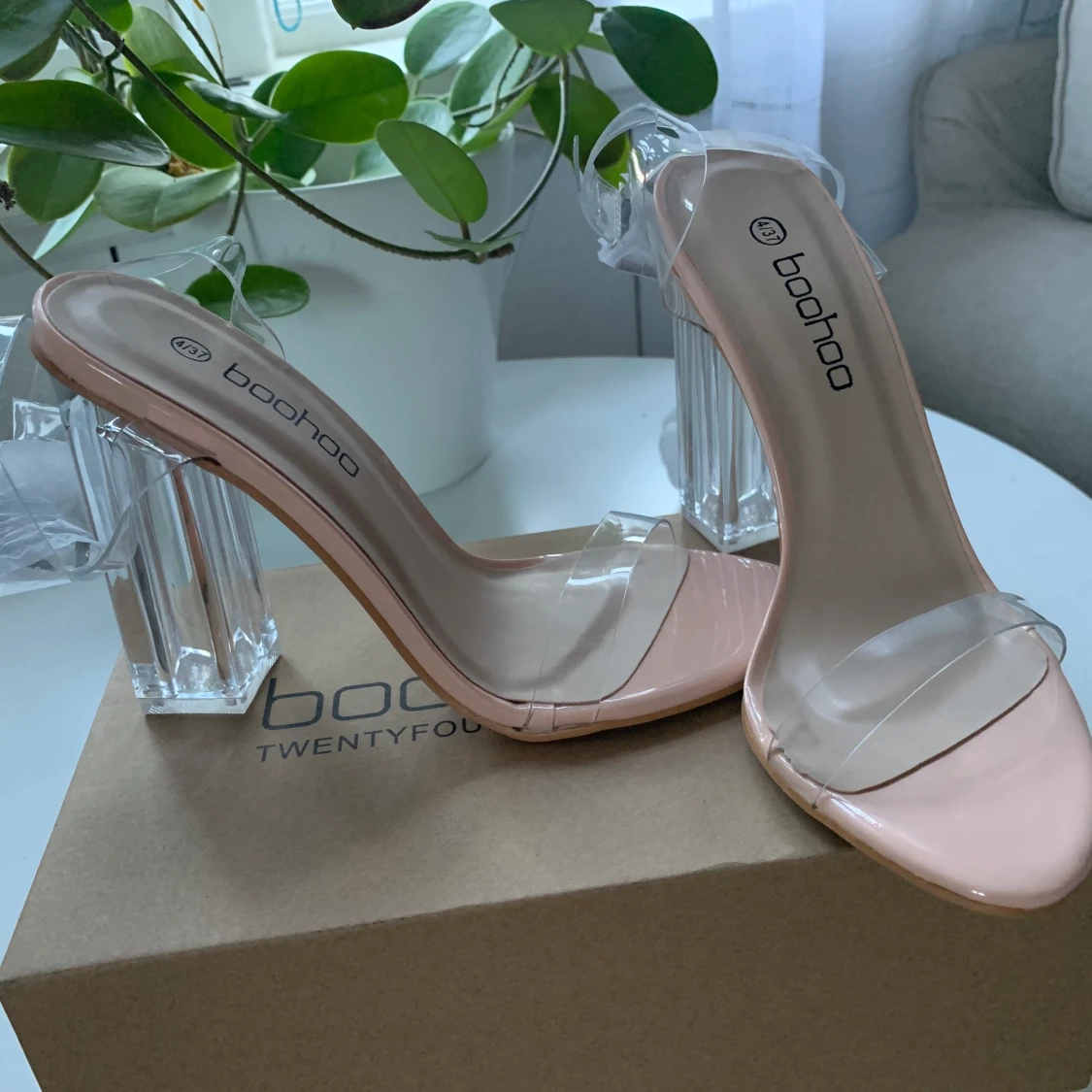 Klackskor, helt oanvända