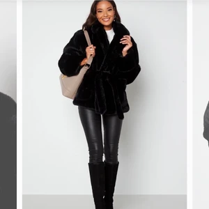 Vadah Faux Fur Jacka - Svart - Strl 36 - Denna fina jacka från Bubbleroom med falskt päls är jättevarm och mysig. Har bara testat den på en gång men aldrig använt mer än så. Säljes pågrund av att jag har fått en ny jacka. Nyskick! 