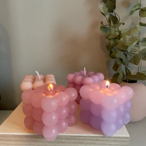 bubbel ljus - ljusen är tillverkade med 100% återvunnet stearin. finns i flera färger, hör av dig vilken färg du önskar. 💜💚💛💓🧡