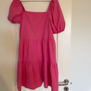 Klänning - Klänning från H&M