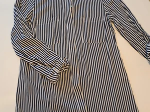 Mamma skjorta - En mamma skjortklänning från H&M som är i bra skick. 