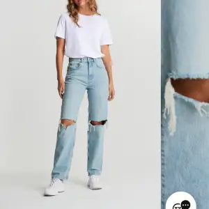 Sprillans nya jeans fprn gina❤️ storlek 40❤️ hör av er om bilder elelr andra funderingar 