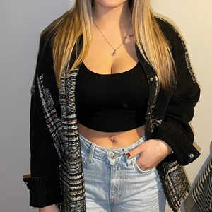 Jacka från zara - jacka från zara som inte säljs längre!!!