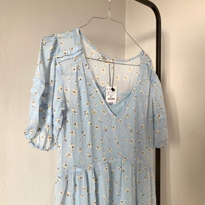 Asos klänning storlek S 💋 - Aldrig använd med lappar kvar, storlek S💕