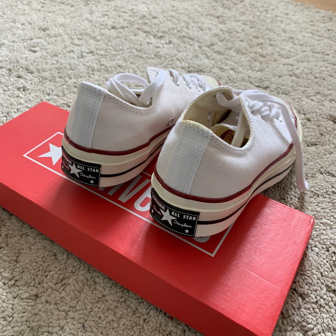 Helt nya converse - 90