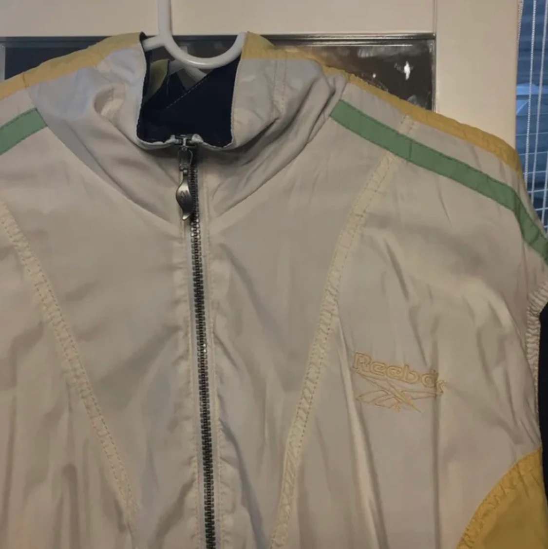 Reebok jacka  - 90