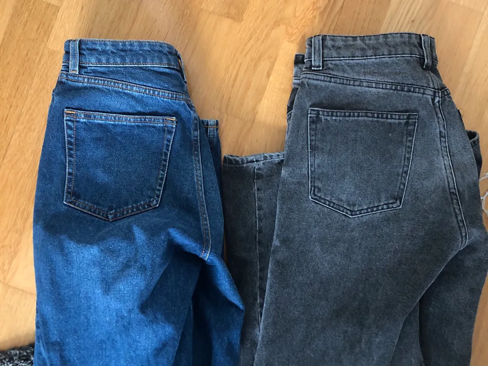 Monki jeans i storlek 27! Finns även i mörkblått och grå (de tredje bildenk) !. Jeans & Byxor.