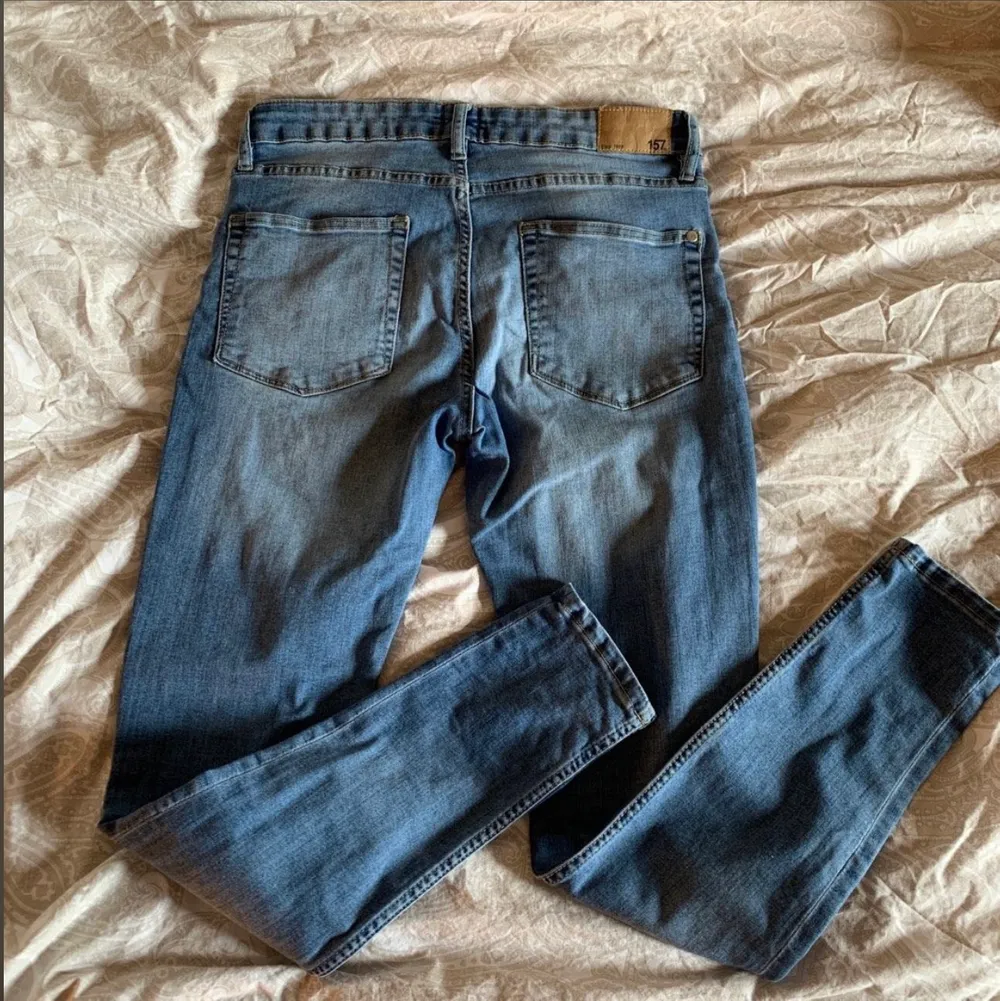 Snygga byxor från lager 157 i modellen skinny💕. Jeans & Byxor.
