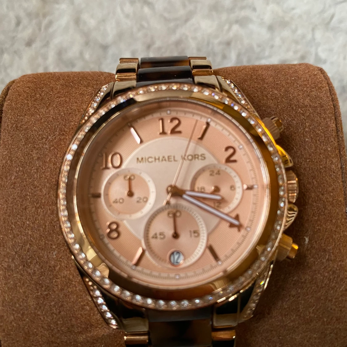 Michael Kors  - 90