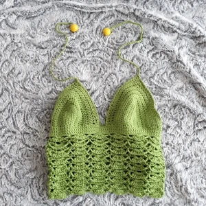 Stickat topp - Stickat topp som har gjort själv! Den passar från S till L ❤❤