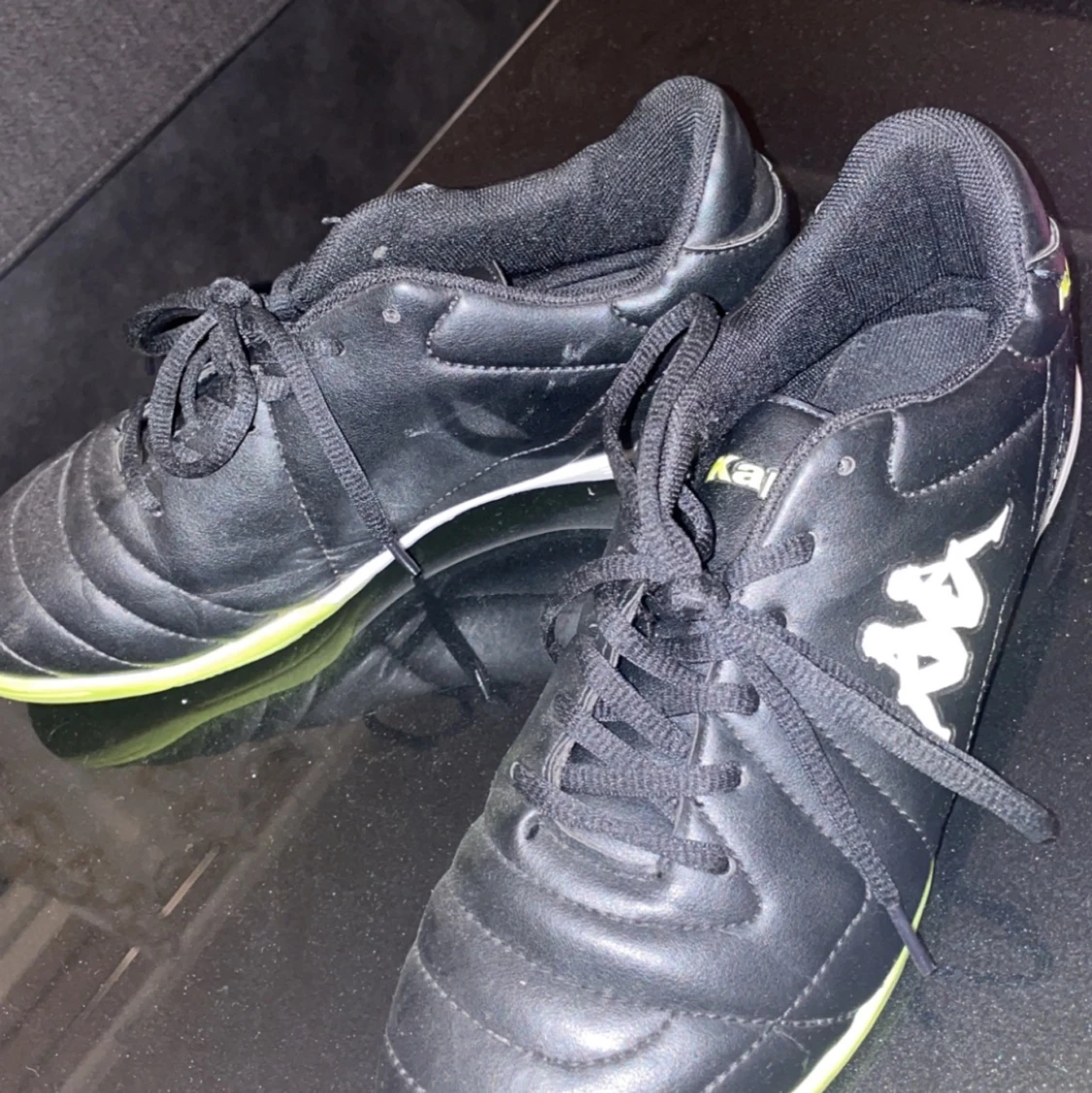 Kappa svarta skor - 90