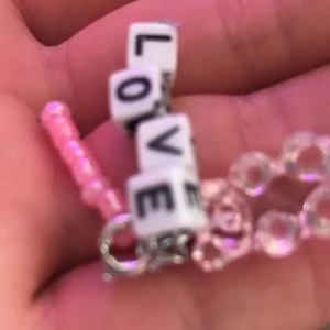 Nyckelring - Först till kvarn får denna 10kr+frakt jätte fin till allahjärtans dag, hoppas du vill köpa💗❤️⭐️