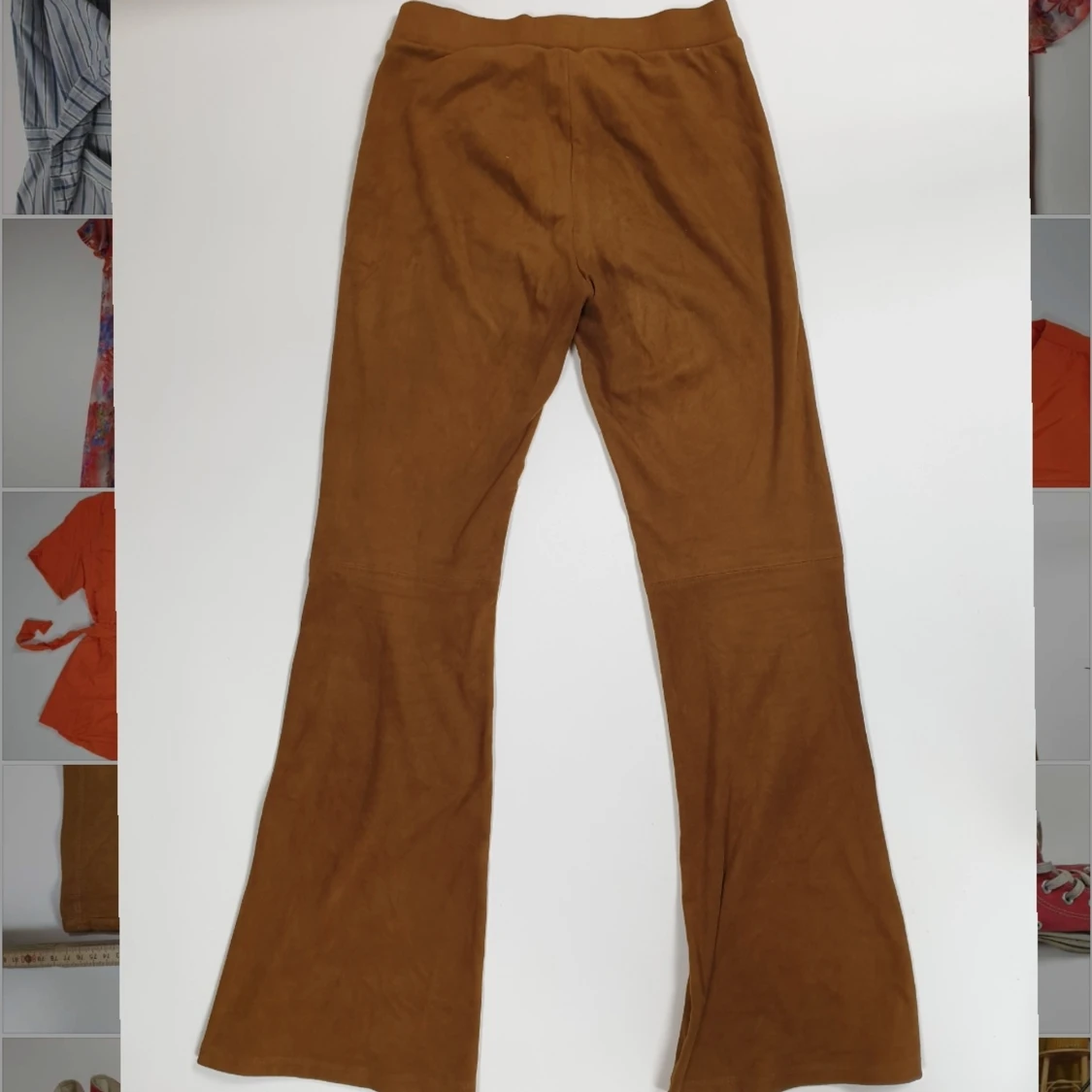 Utsvängda mockabyxor - 90