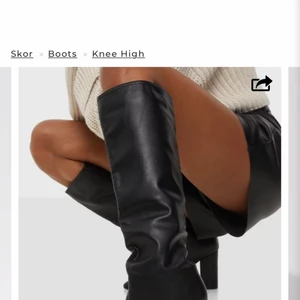 Stövlar med klack nelly.com - Storlek 41, säljes pga för stor storlek 