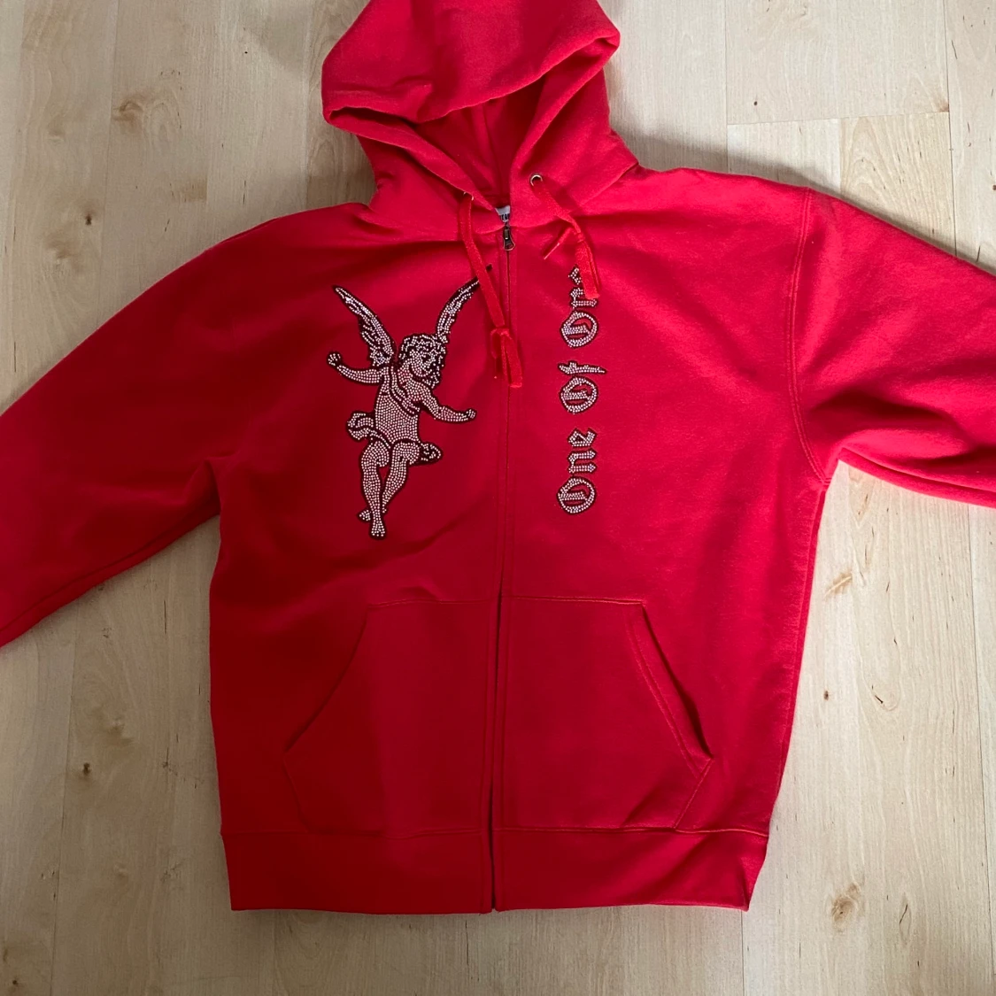 Oneofone hoodie röd M - 90