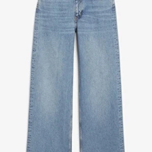 Yoko jeans - Ett par blåa och ett par beiga. Har inte egna bilder just nu för är inte hemma. Köp båda för 400💗💗