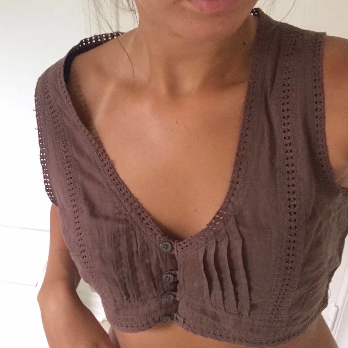 Kort brun topp med Storlek 36 - 90