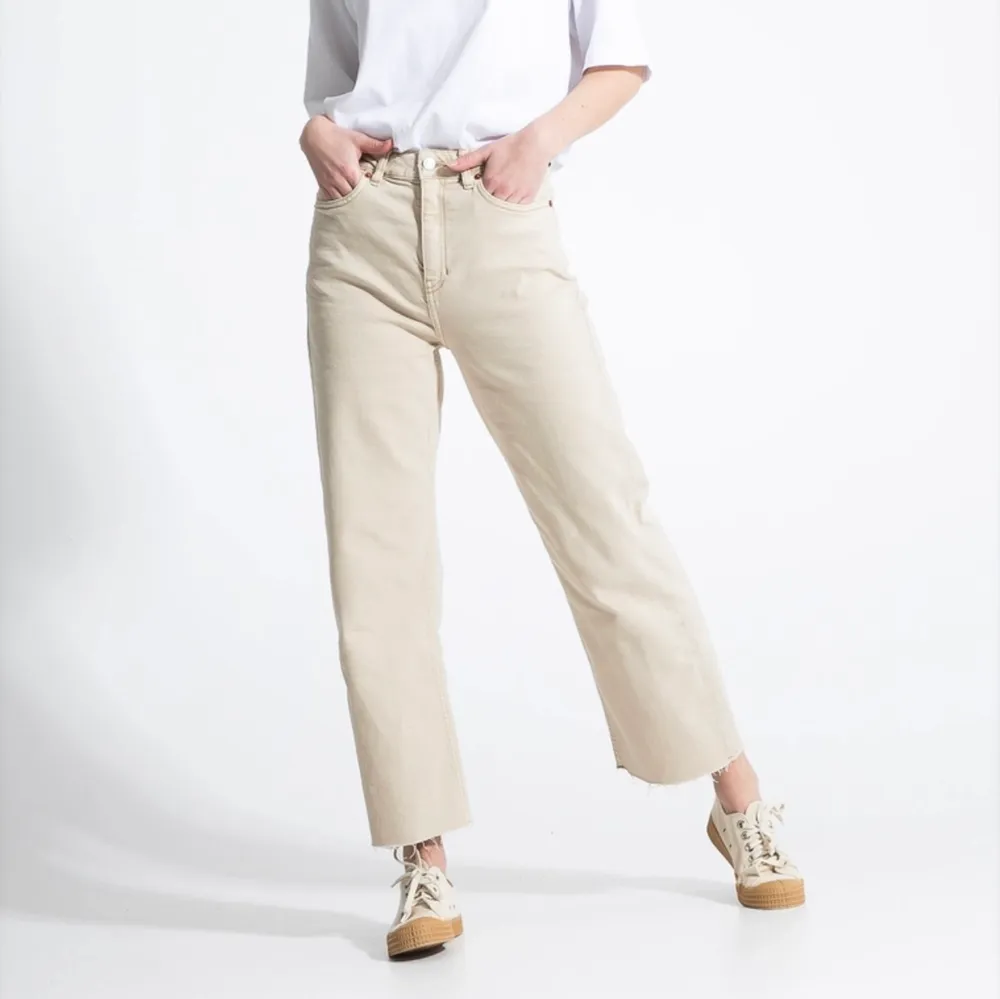 Lager157 jeans modellen ” LANE ”. Använda 2 gånger och är i storlek xxs men är som xs!!<3. Jeans & Byxor.