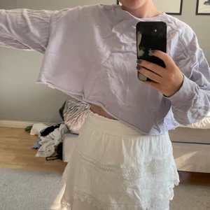Lila tröja från asos - Lila croppad tröja från asos💕