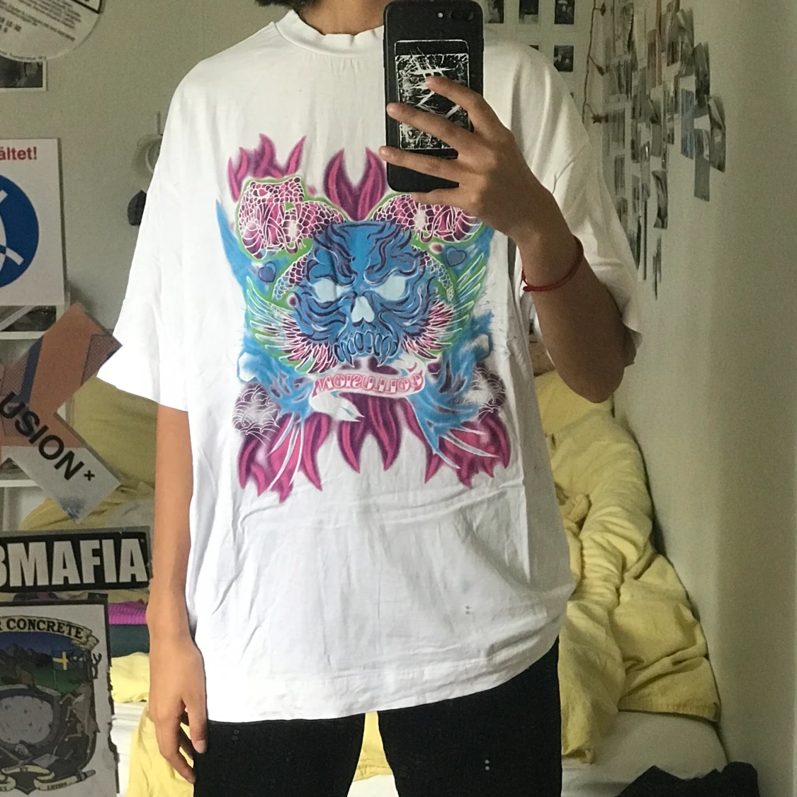 Tshirt med coolt tryck - 90