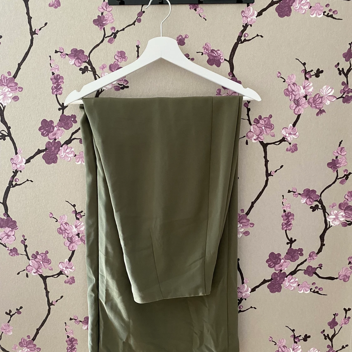 Vida byxor från Monki - 90