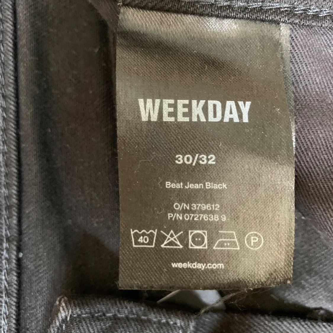 Svarta weekday jeans - 90