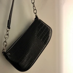 Supersöt väska från glitter - Väskan är använd fåtal gånger och är som ny i skicket 