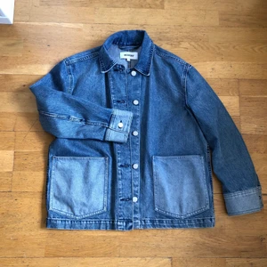 weekday denim jacket - weekday denim jacket. Xs size, fits slim guys and girls