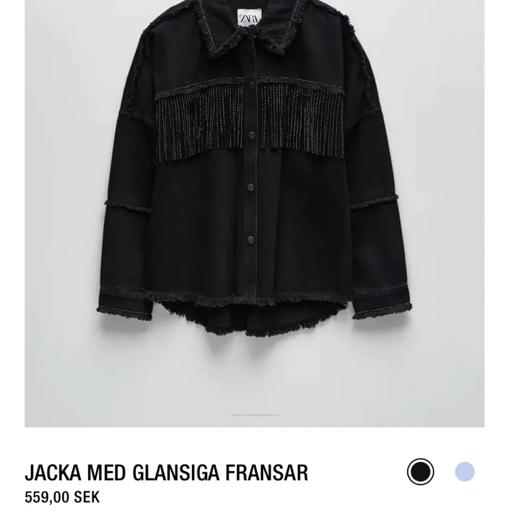 En skitsnygg jacka med fransar från Zara. Jackor.
