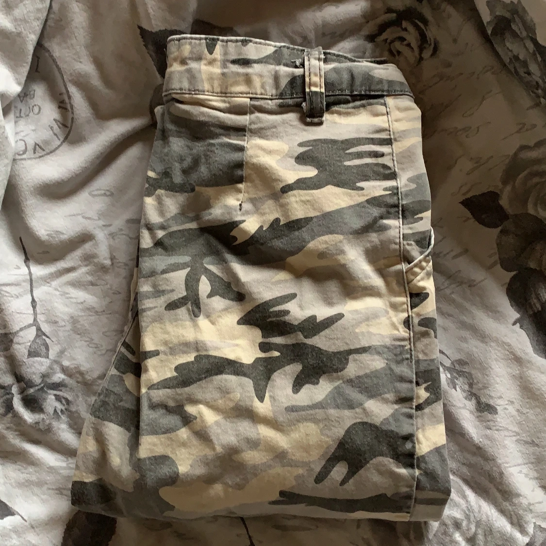 Camoflage jeans