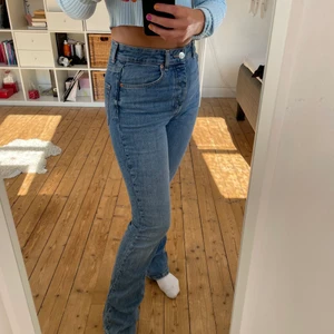 Zara jeans  - Jeans från zara i storlek xs men passar även mig som har small. Knappt använda 