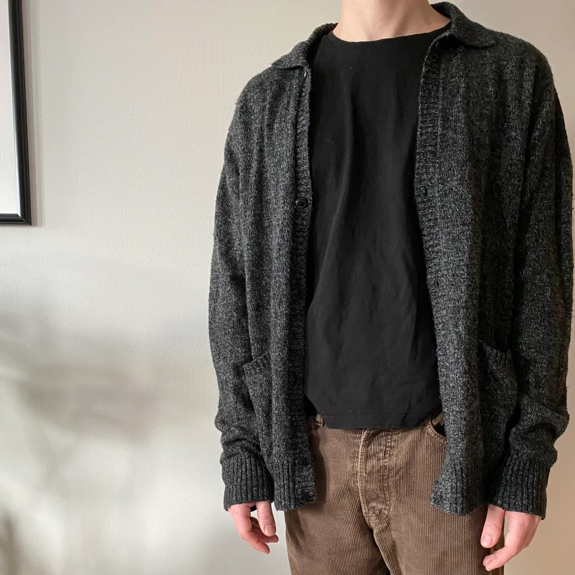 Stickad kofta från OBEY strl M