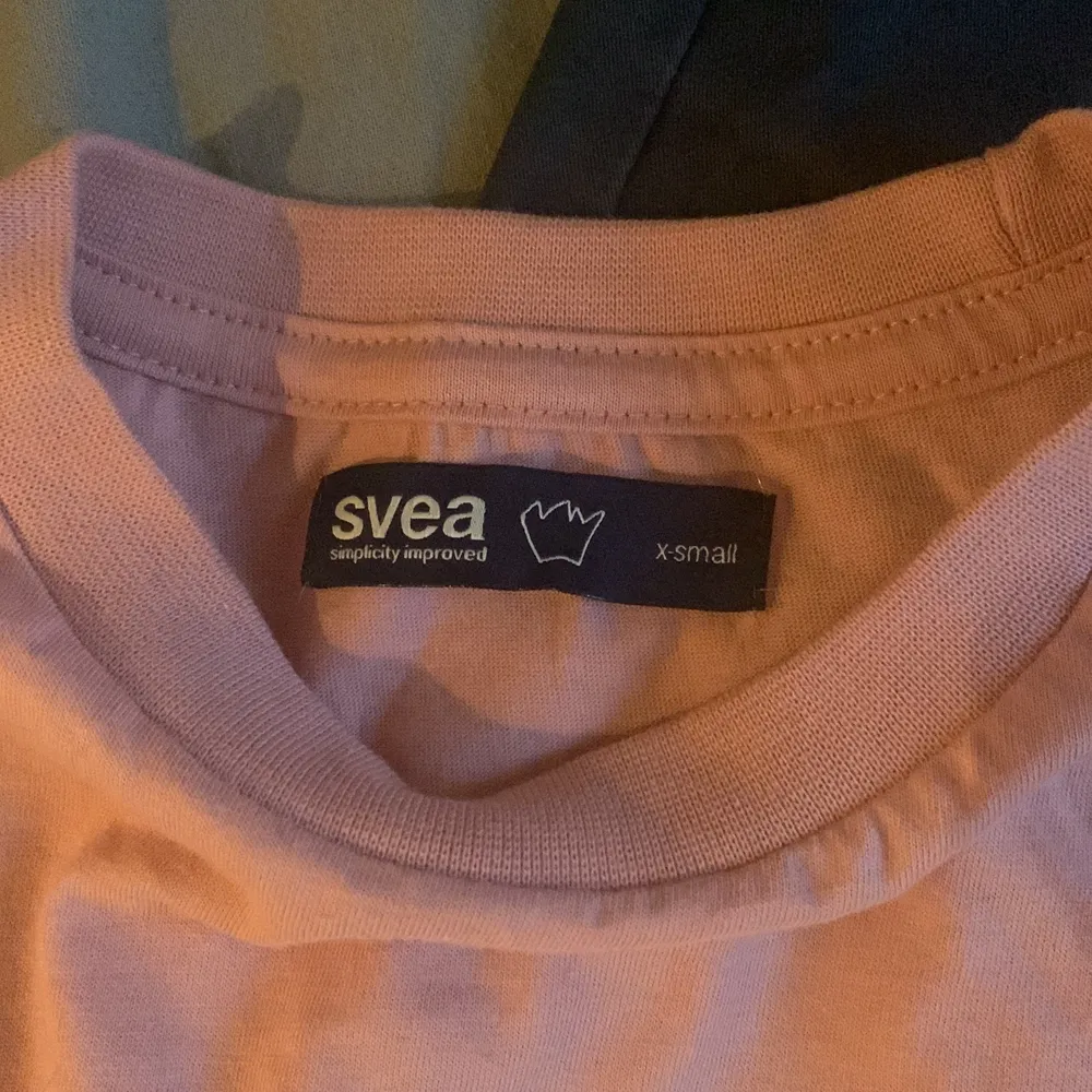 Svea T-shirt str xs, aldrig använd. T-shirts.