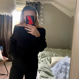 Stickad tröja  - Oanvänd tröja från hm, köpt för 249, storlek S! 