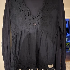 Odd molly - Storlek 2, ej genomskinlig! 